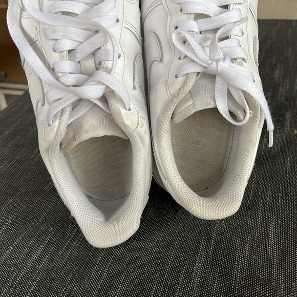 Nike Air Force 1 Women's Athletic Shoe Tennis Shoe Size 10 - Picture 8 of 12